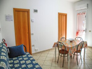 Apartment, 1 Bedroom, Patio | Dining room - Great Accommodation With a Lovely Patio (Eraclea)