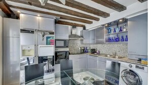 Macchina per tè/caffè, frigorifero, microonde, forno