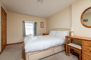 3 habitaciones, tabla de planchar con plancha y wifi gratis 