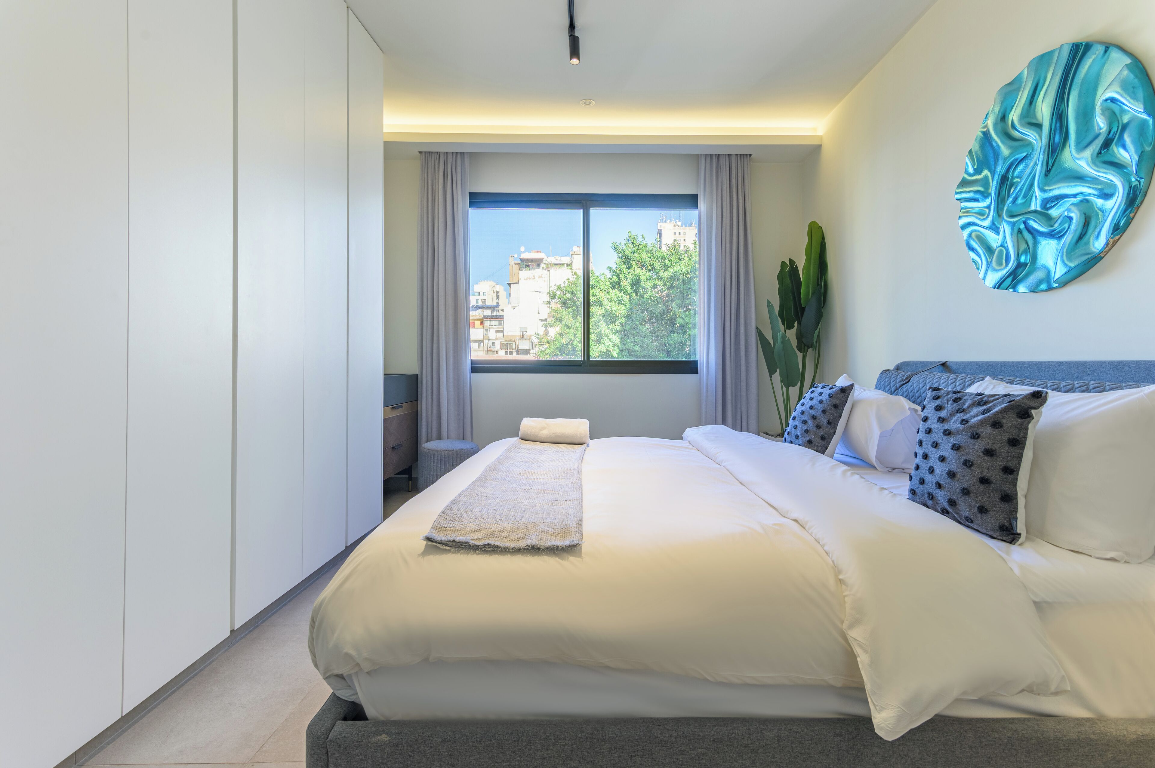 202 | Egyptian cotton sheets, premium bedding, blackout drapes