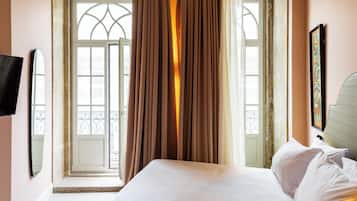 Superior-Zimmer, Stadtblick | Zimmersafe, Verdunkelungsvorhänge, Bügeleisen/Bügelbrett