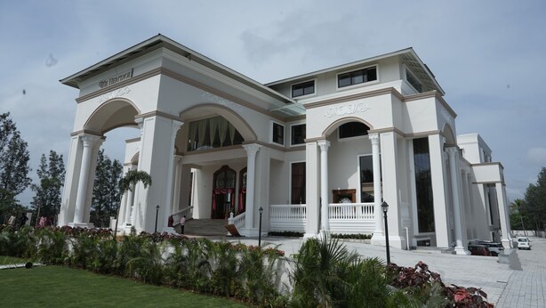 Bagian depan properti