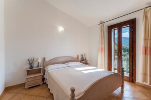 Apartment, 1 Schlafzimmer, Balkon | 2 Schlafzimmer