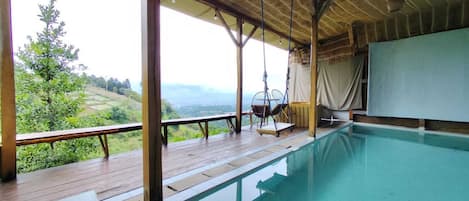 Quarto júnior | Piscina particular