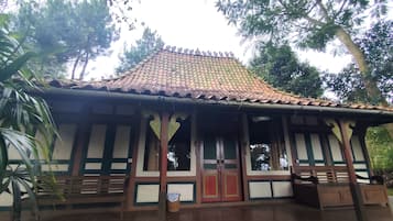 Bagian depan properti