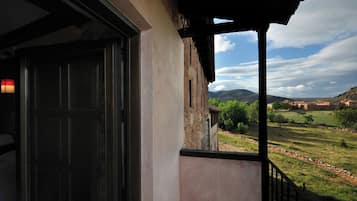 Classic Apartment, Balcony, City View | Terrace/patio