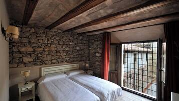 Superior Apartment, Balcony, City View | Laptop workspace, blackout curtains, iron/ironing board, free WiFi