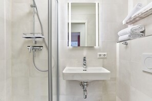 Een douche, een haardroger