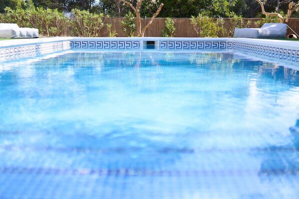 Pool - Villa in lámetlla de Mar (Sant Jordi d'Alfama)