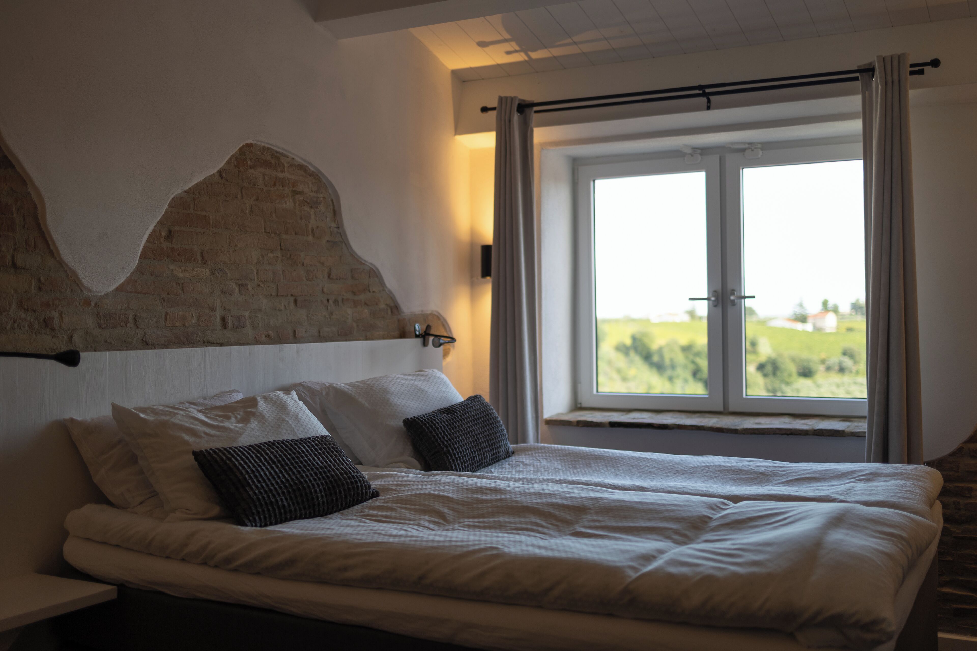 Double Room, Vineyard View | Soundproofing, iron/ironing board (on request), cribs (surcharge)