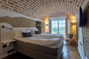 Kamar Double, pemandangan kebun anggur | Kedap suara dan setrika/meja setrika