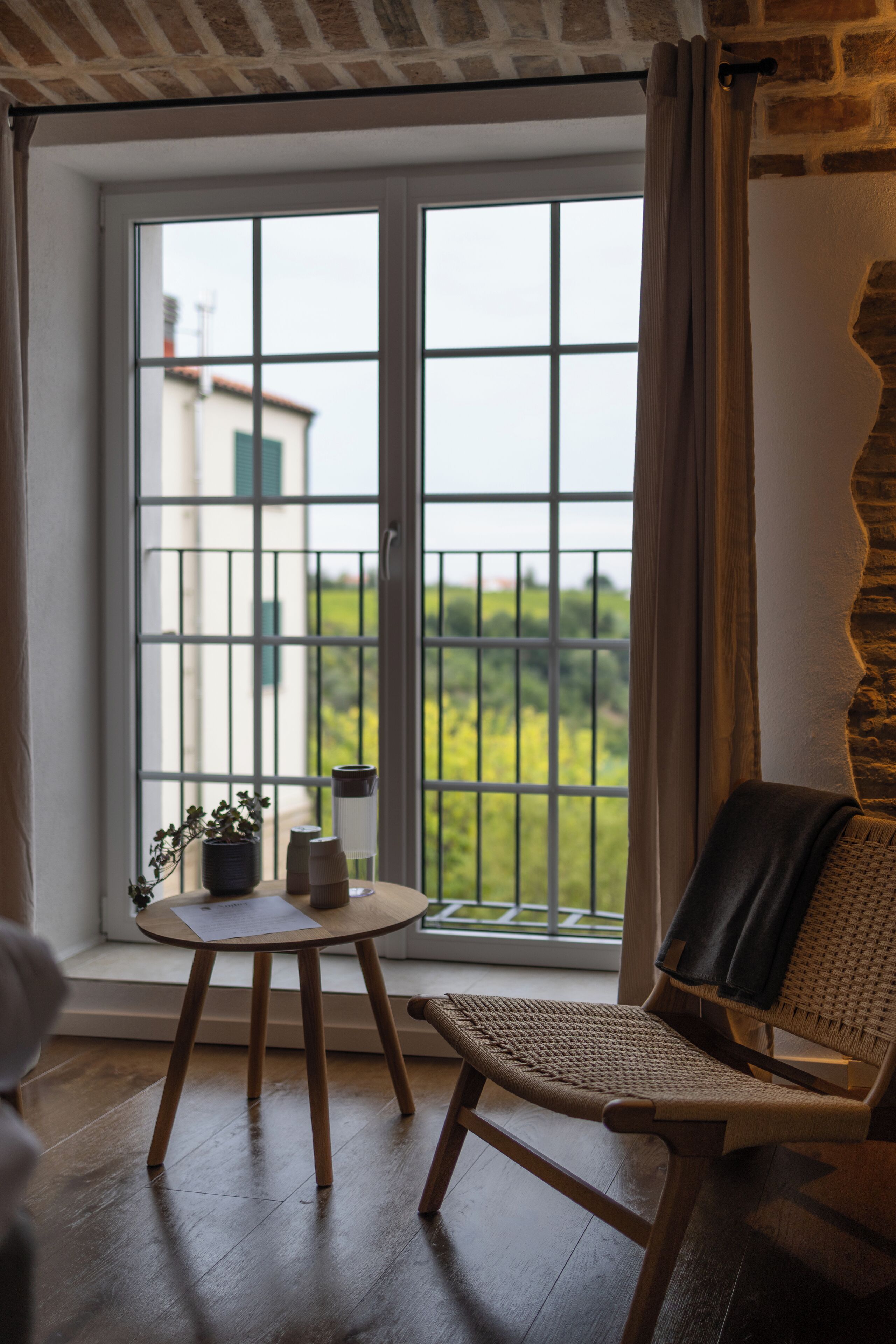 Doppelzimmer, Blick auf den Weinberg | Schallisolierte Zimmer, Bügeleisen/Bügelbrett, kostenloses WLAN