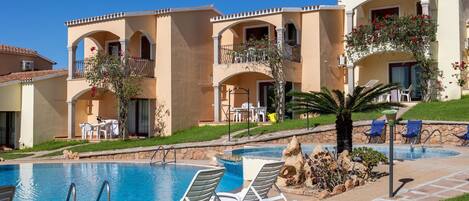 Apartment, 2 Bedrooms, Balcony | Pool