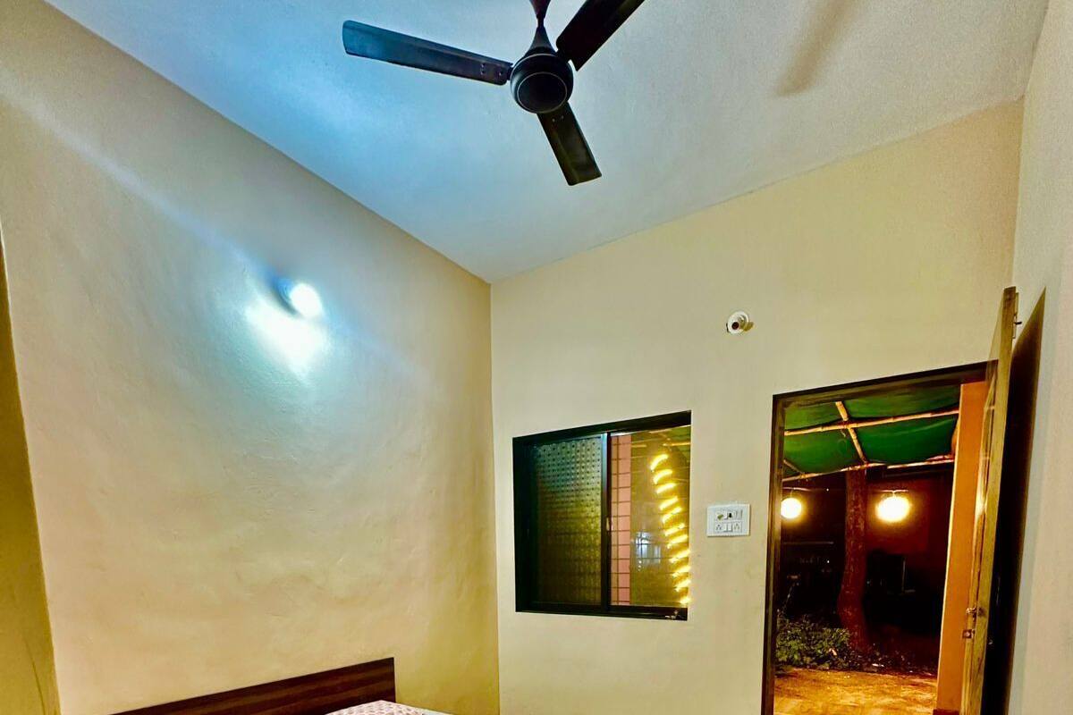 Superior Single Room | WiFi (free)