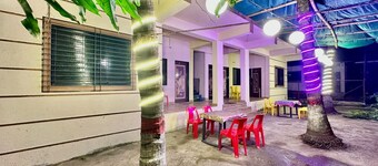 더 빌리지 리트리트  