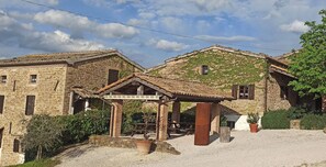 Exterior - Agriturismo Alla Vecchia Quercia - Montaiate small apartment for 2 persons (Marche)