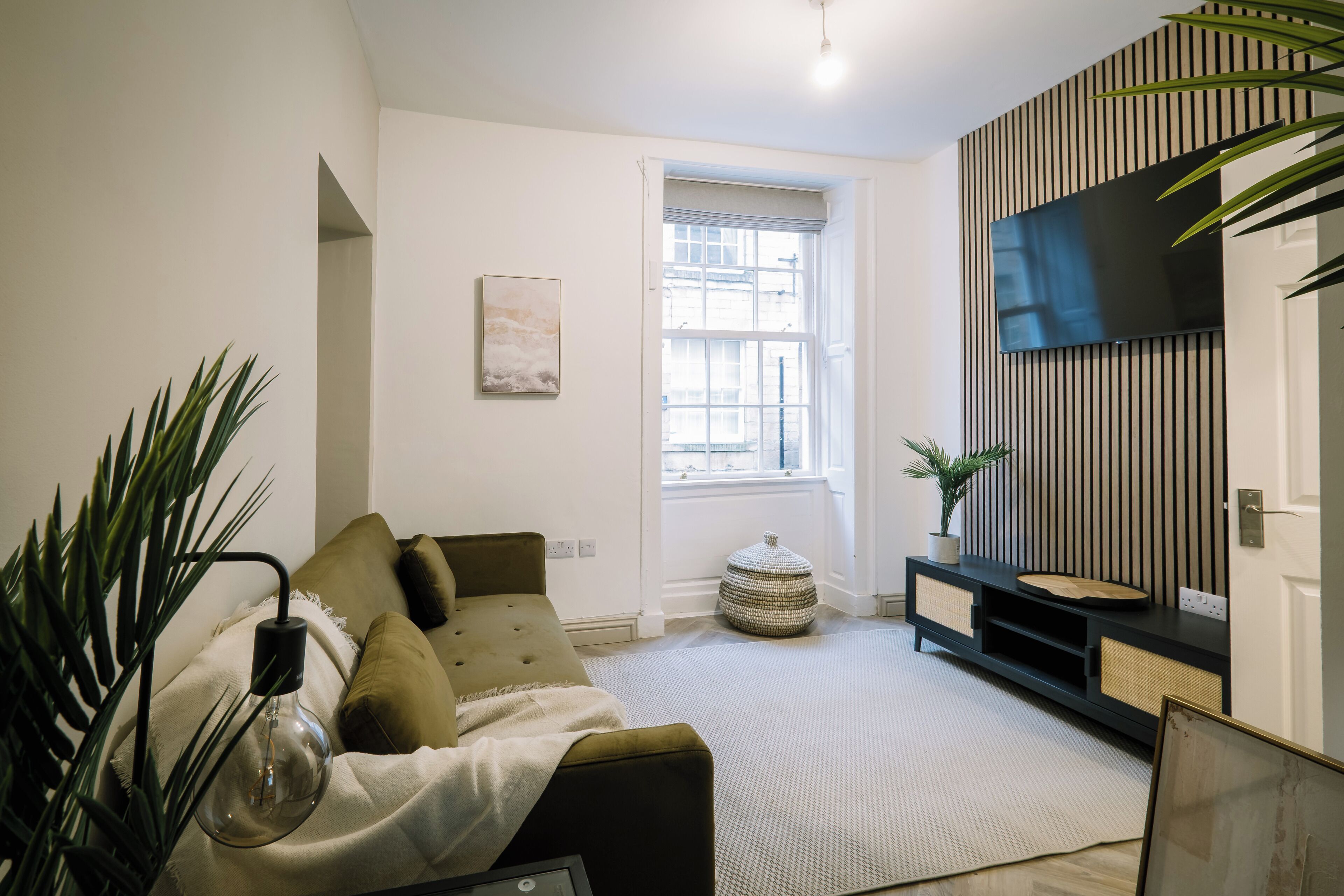 Apartment, 2 Bedrooms | Living area