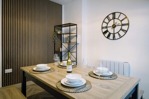 Apartment, 2 Bedrooms | Dining room - Sun St Apartment 3 (Lancaster)