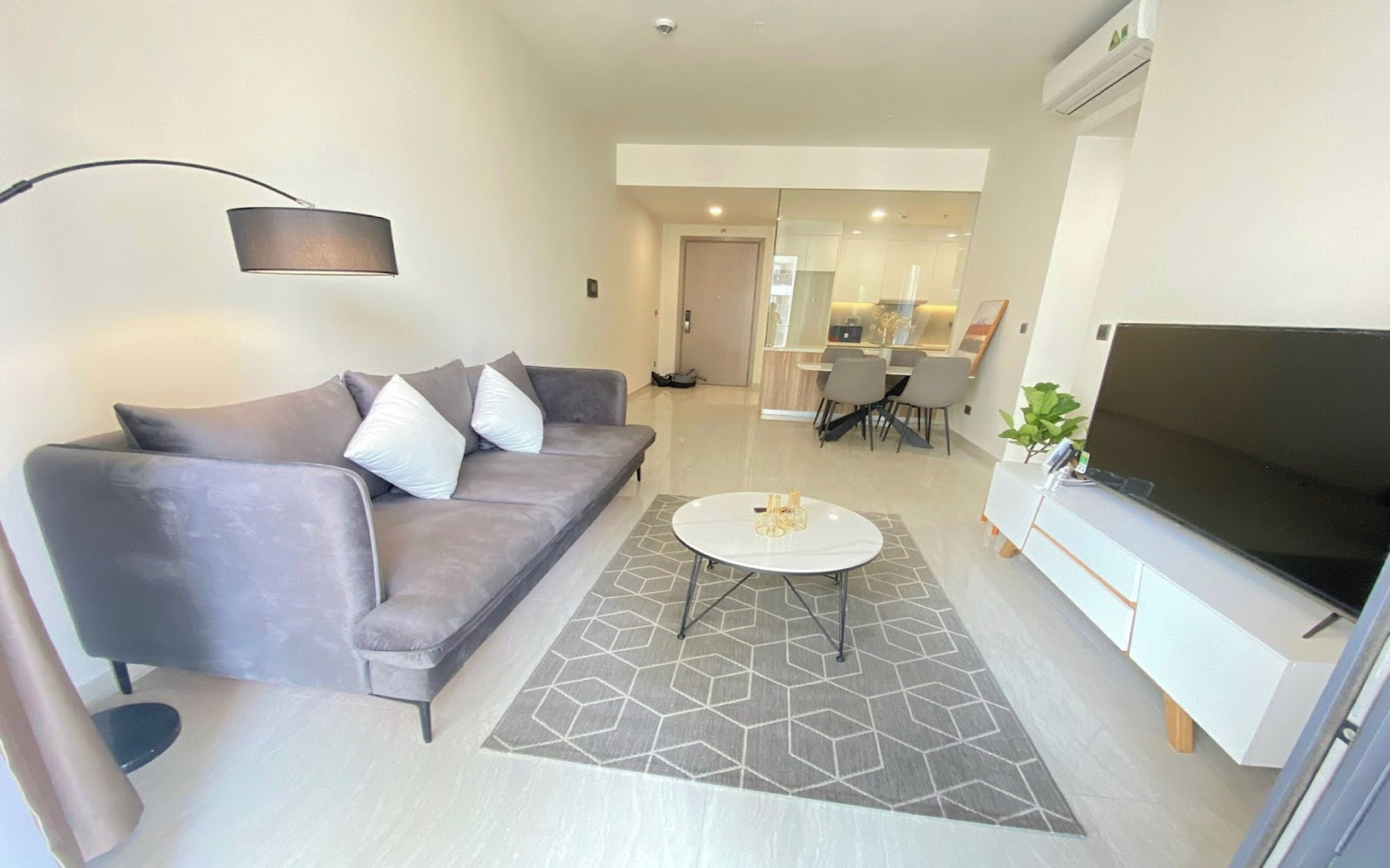 Presidential Room, 2 Bedrooms, Club Lounge Access, City View | Egyptian cotton sheets, premium bedding, down comforters