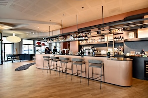 Bar (on property) - ibis Budget Brest Centre Port (Brest)