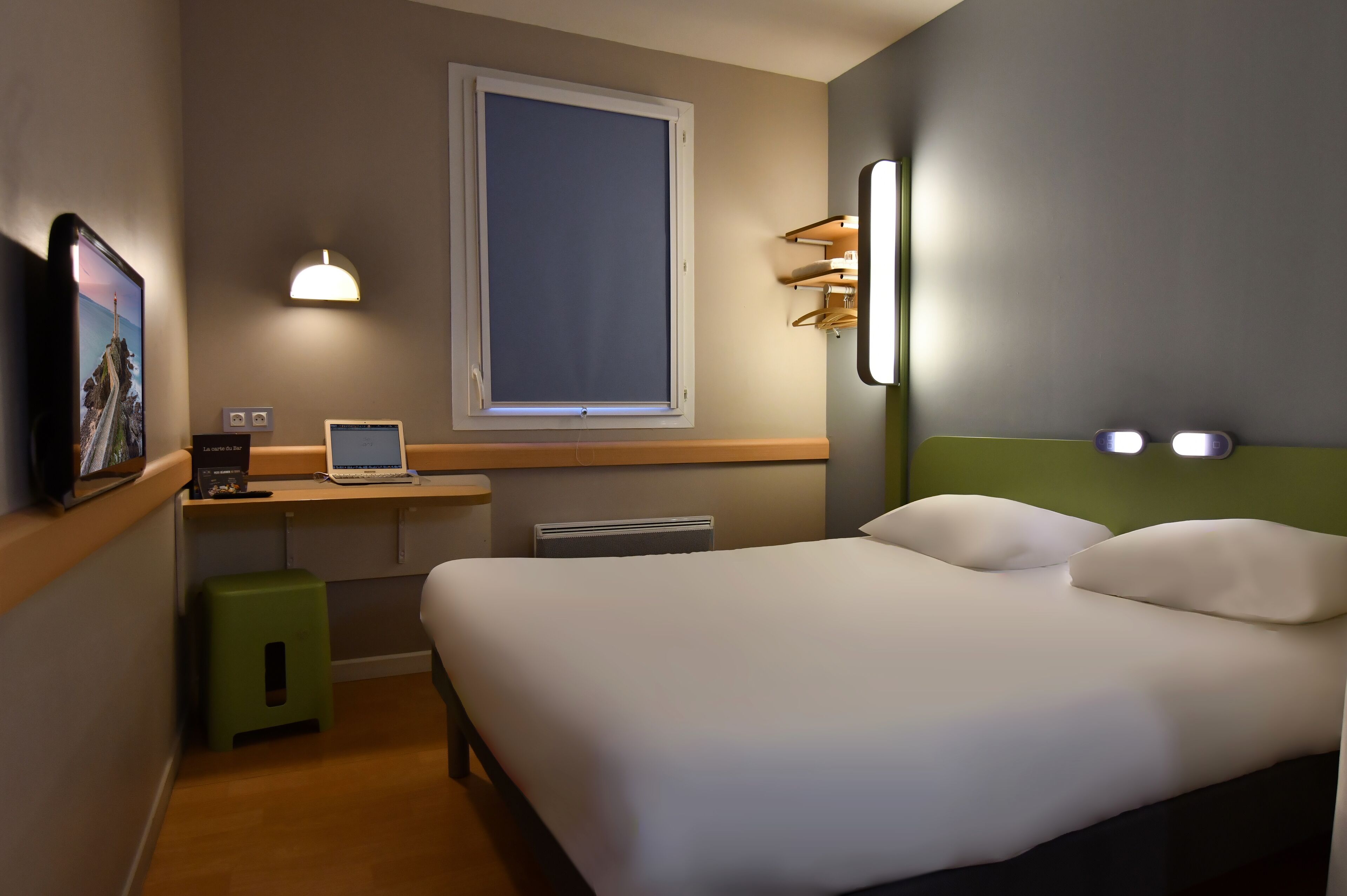 Habitación, 1 cama doble | Tabla de planchar con plancha y wifi gratis