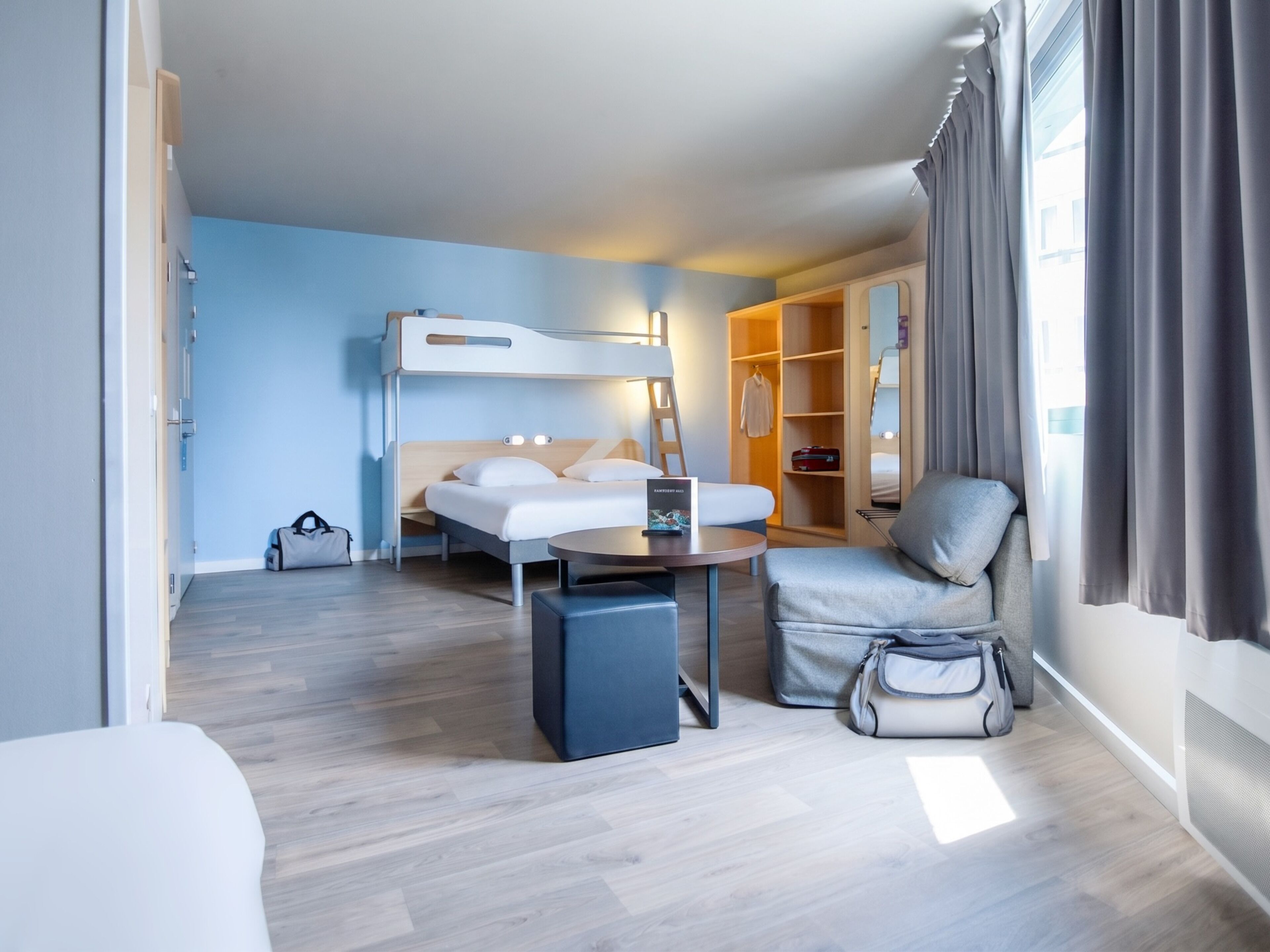 Family Room, 2 Double Beds | Desk, soundproofing, iron/ironing board, free WiFi