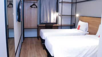 Quarto standard, 2 camas de solteiro | Wi-Fi de cortesia