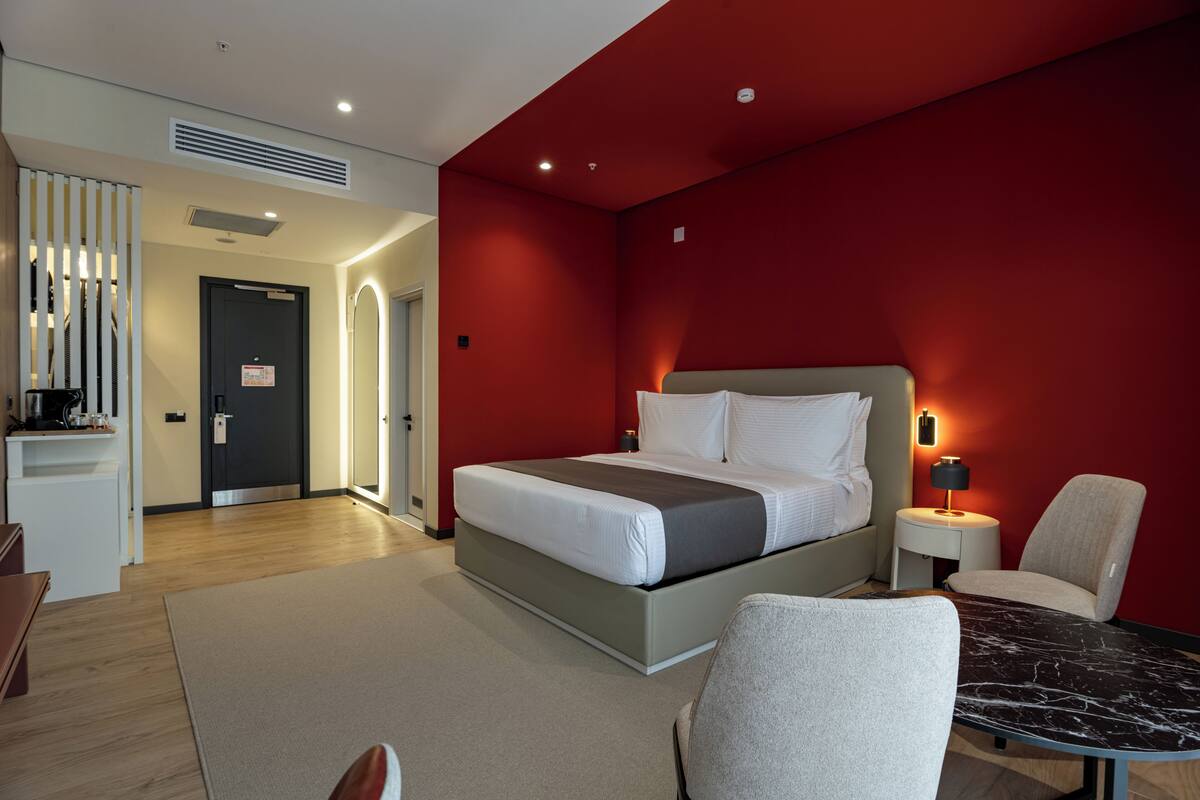 Premium bedding, memory foam beds, minibar, in-room safe
