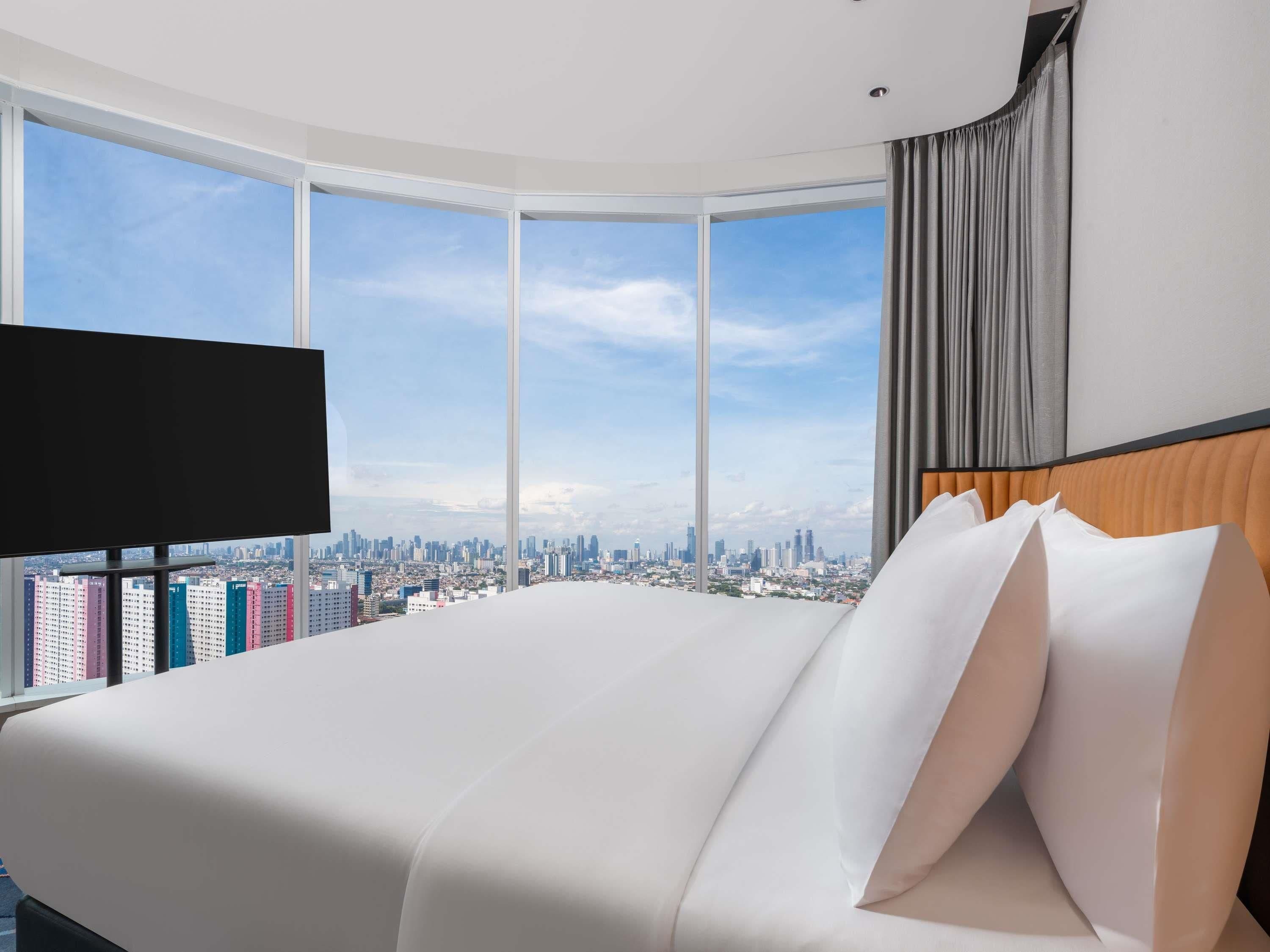 Family Suite, 1 King Bed with Sofa bed