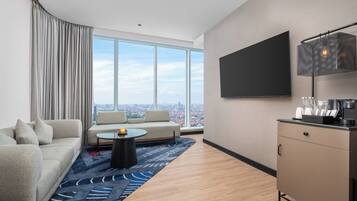 Family Suite, 1 King Bed with Sofa bed | Living area