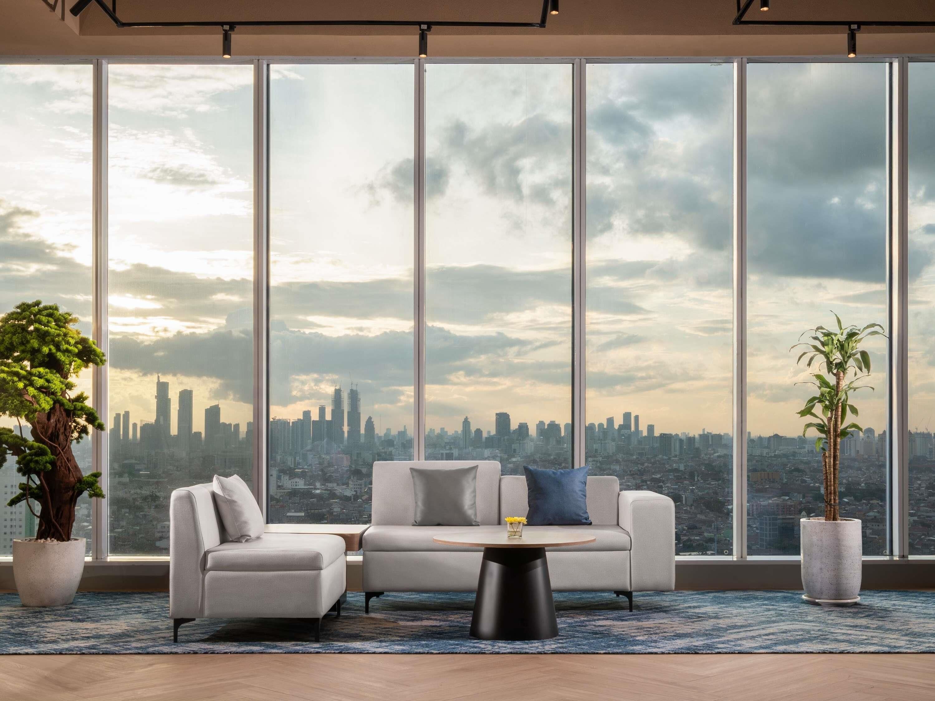 2 bares, salón en el lobby