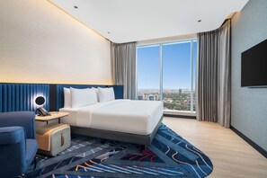 Superior Room, 1 King Bed | Premium bedding, in-room safe, laptop workspace, blackout curtains