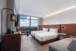 Blackout drapes, free WiFi, bed sheets - Novotel Tangerang Bsd City (Pagedangan)