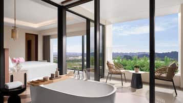 Deluxe Suite, 1 Katil Raja (King), Akses Club Lounge, Mountain View | Peralatan tempat tidur premium, item bar mini percuma