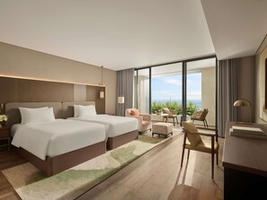Premium bedding, free minibar items, in-room safe, desk - Pullman Ninh Binh (Ninh Binh)