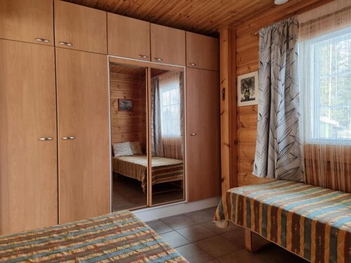 Villa Helmi | Spacious Lakeside Villa with Sauna
