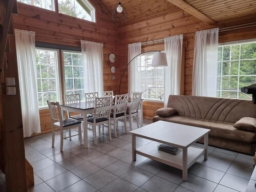 Villa Helmi | Spacious Lakeside Villa with Sauna