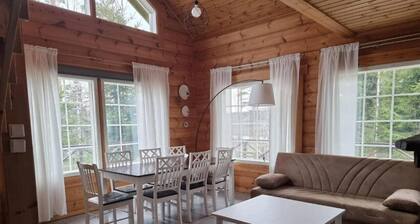 Villa Helmi | Spacious Lakeside Villa with Sauna