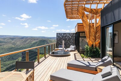 Mantis Hiddn In Addo