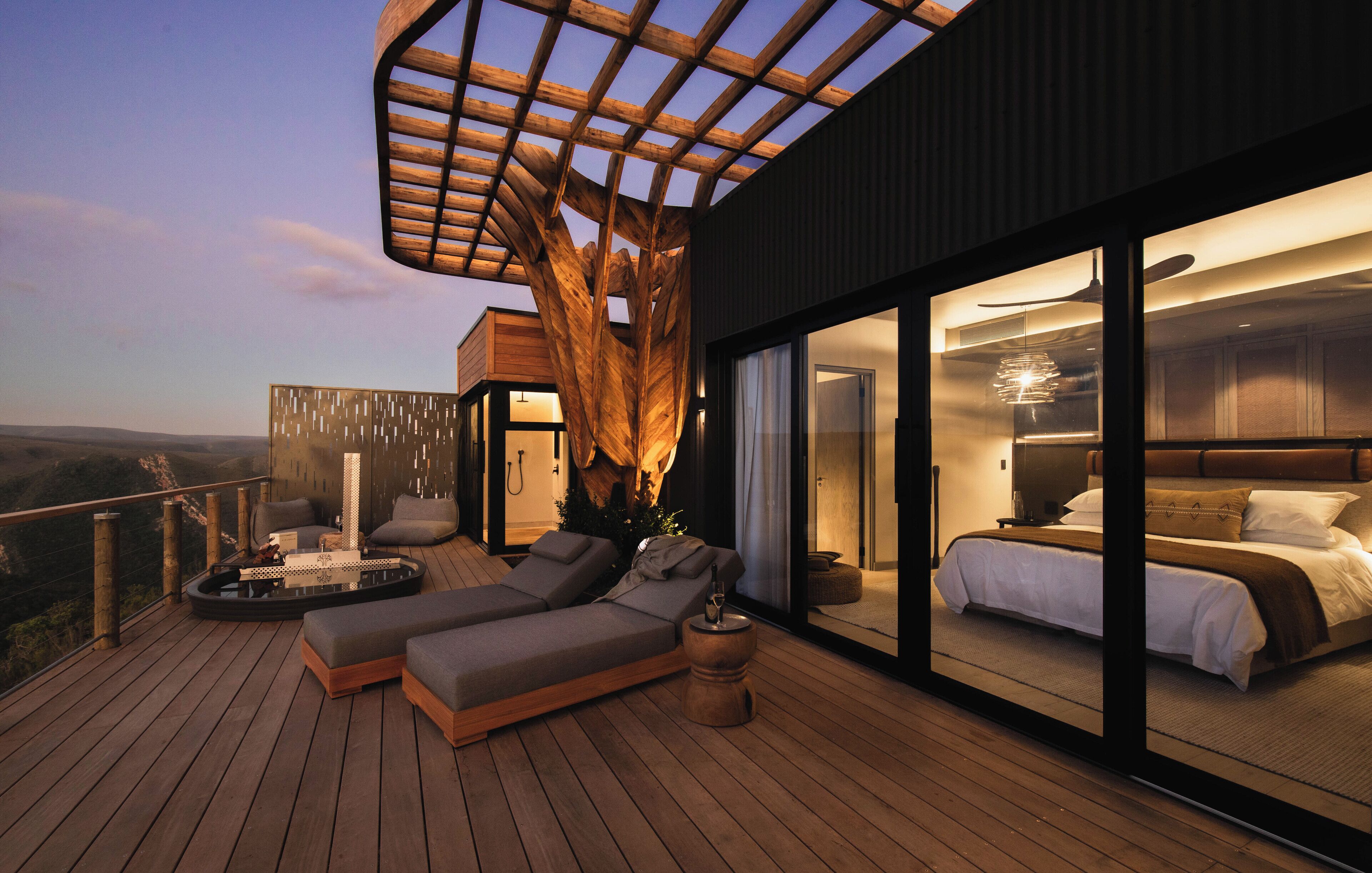 Suite, 1 King-Bett | Hochwertige Bettwaren, Tempur-Pedic-Betten, Zimmersafe, kostenloses WLAN