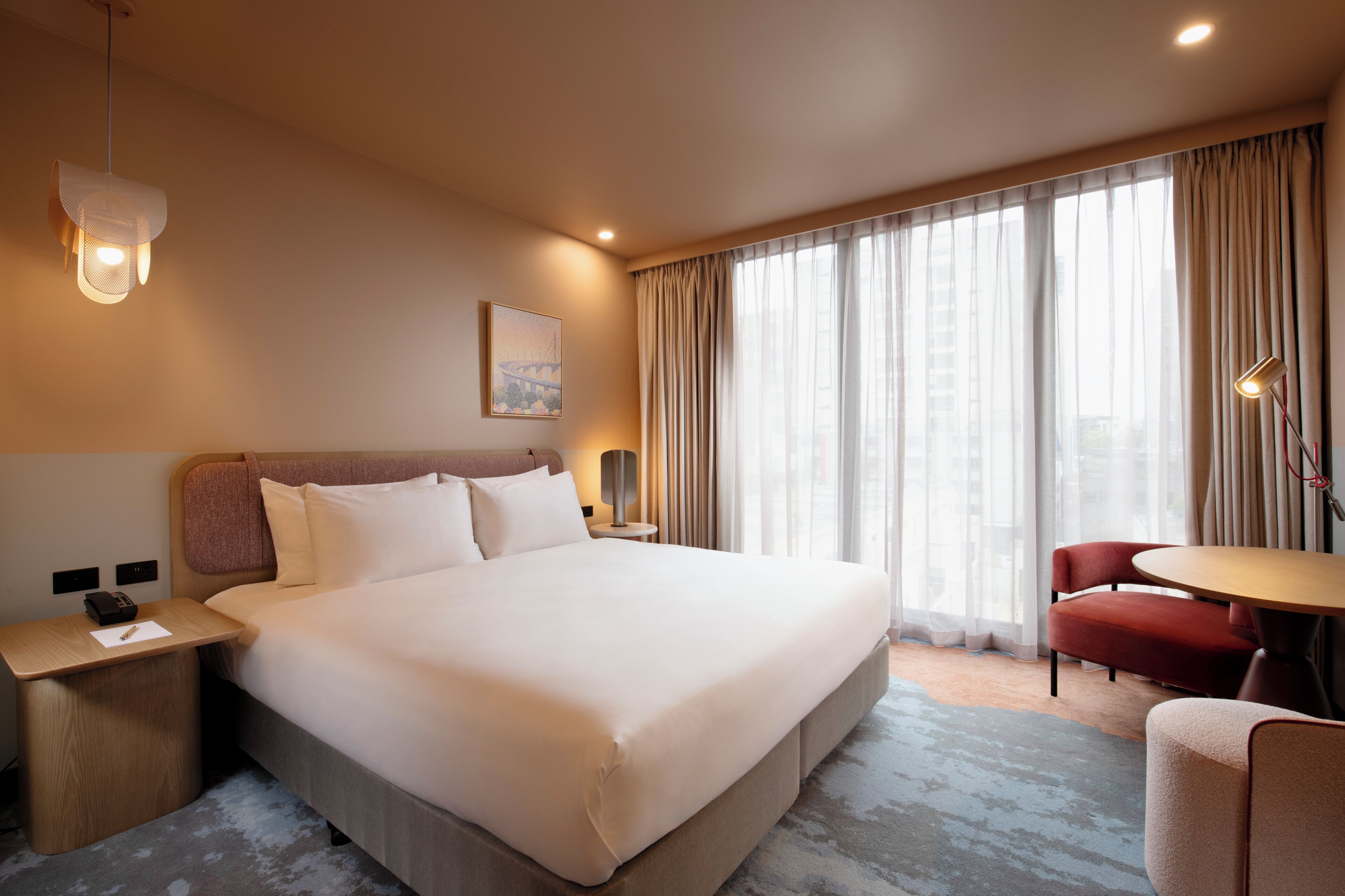 Chambre Standard, 1 très grand lit | Coffres-forts dans les chambres