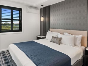 Deluxe Apartment, 2 Bedrooms - The Sebel Darling Harbour The Pinnacle (Sydney)