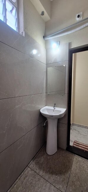 Deluxe Room | Desk, laptop workspace, free WiFi - Highway Heaven (Murdeshwar)