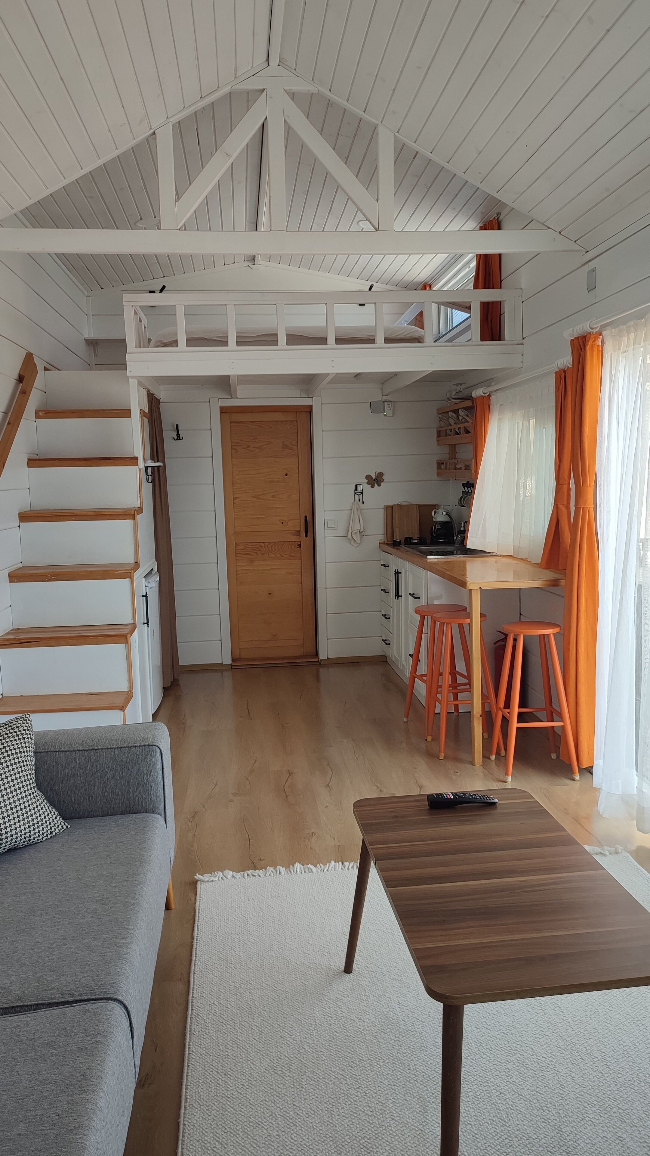 Family Bungalow, Patio, Sea View | Living area