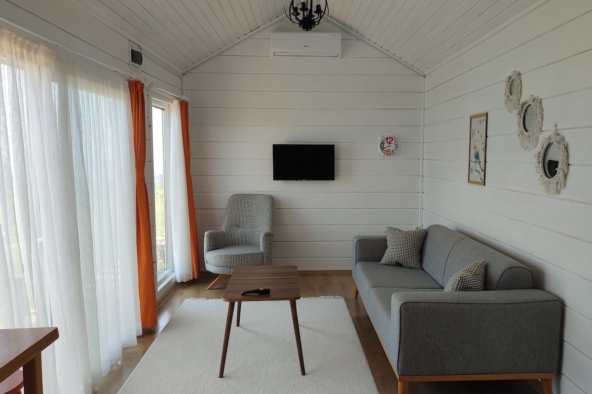 Bungalow Keluarga, patio, pemandangan laut | Area keluarga