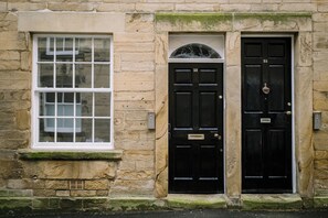 Front of property - Sun St Apartment 4 (Lancaster)