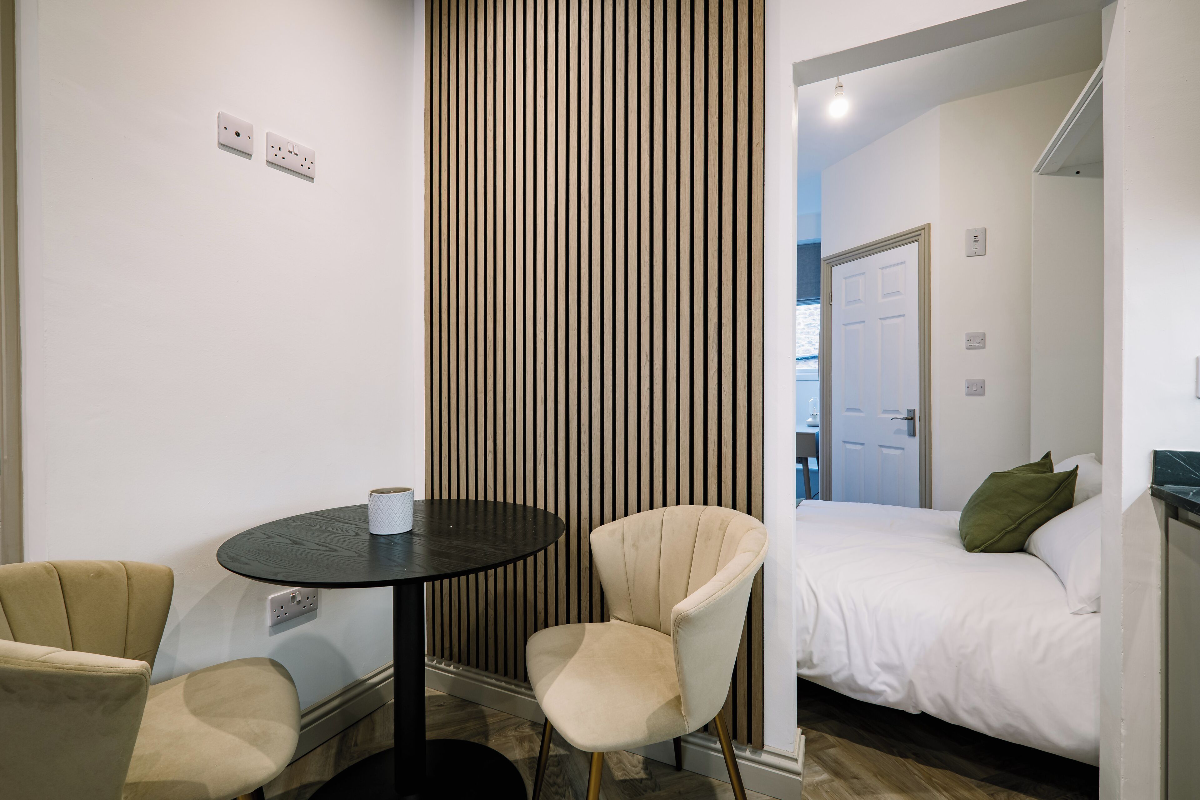 Studio, 1 giường đôi | Phòng ăn