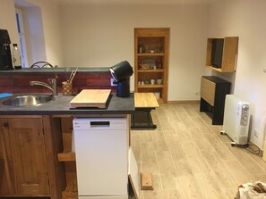 Fridge, microwave, oven, stovetop - Papi Stop with Wi-Fi (Les Belleville)