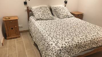 1 soveværelse, strygejern/strygebræt, Wi-Fi, sengetøj