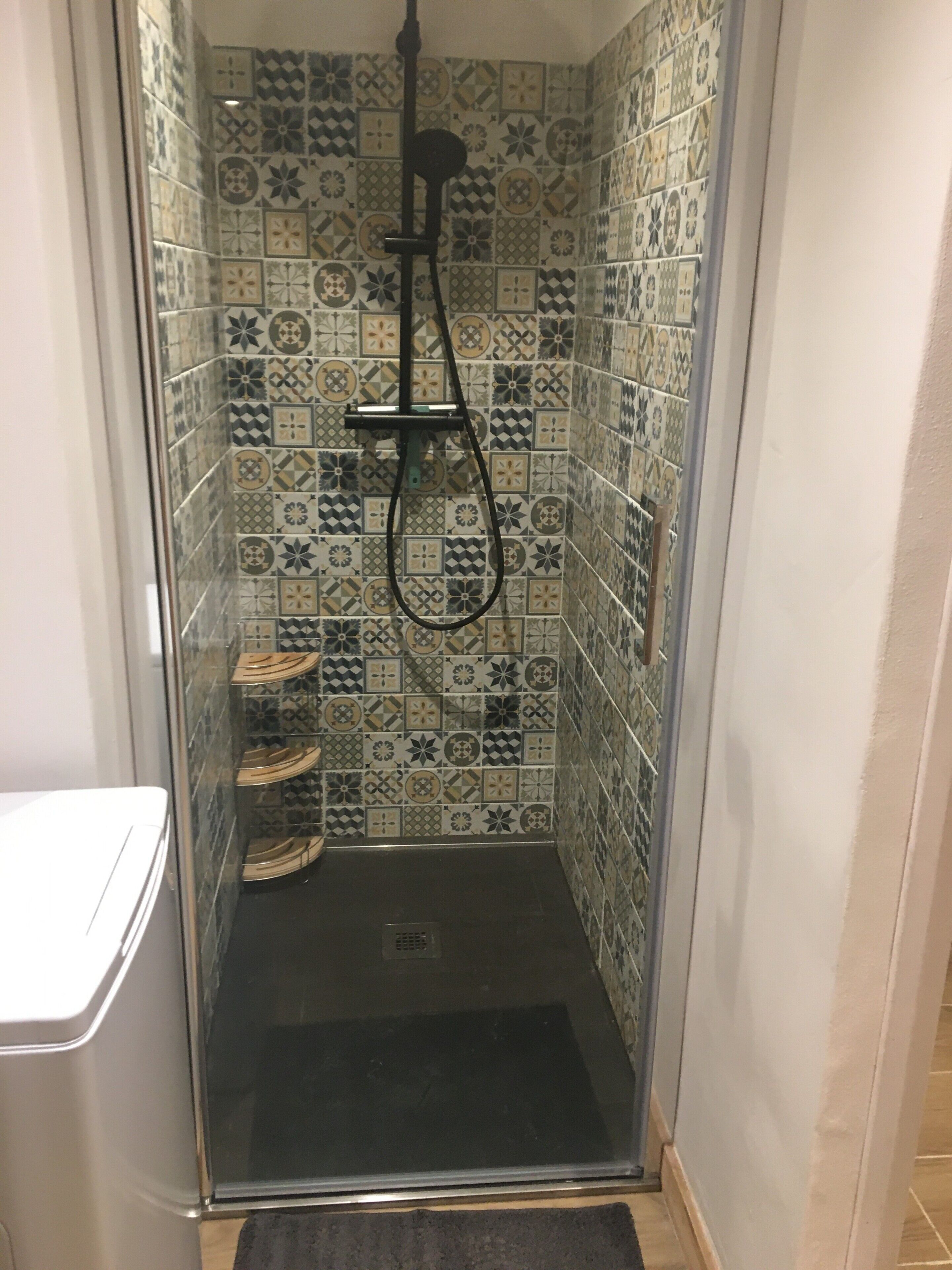 Bruser, hårtørrer, håndklæder